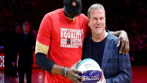 《體育快訊》：巴塞欲續約德容至2029年